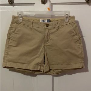 Old Navy khaki shorts size: 0